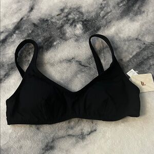 Fabletics Classic Black Women's swim top